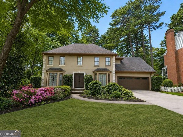 4824 Hampton Lake Drive, Marietta