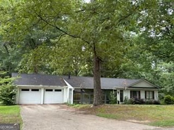 5045 Red Oak Lane, Gainesville