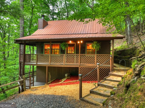 415 Walnut Mountain Road, Ellijay