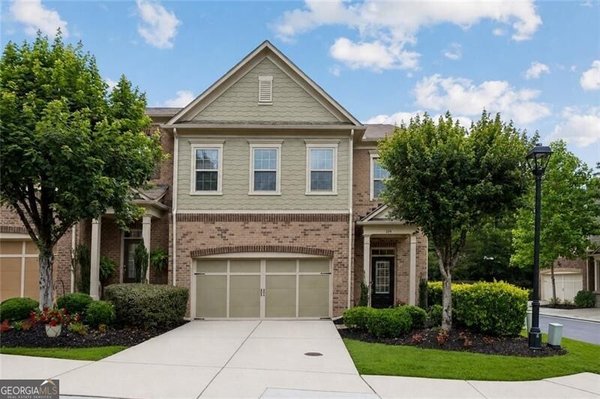 main picture of 114 Barkley Lane, Sandy Springs