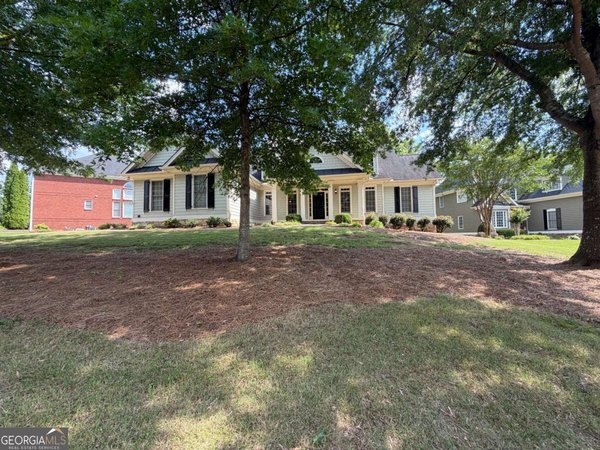 2704 Lost Lakes Drive, Powder Springs