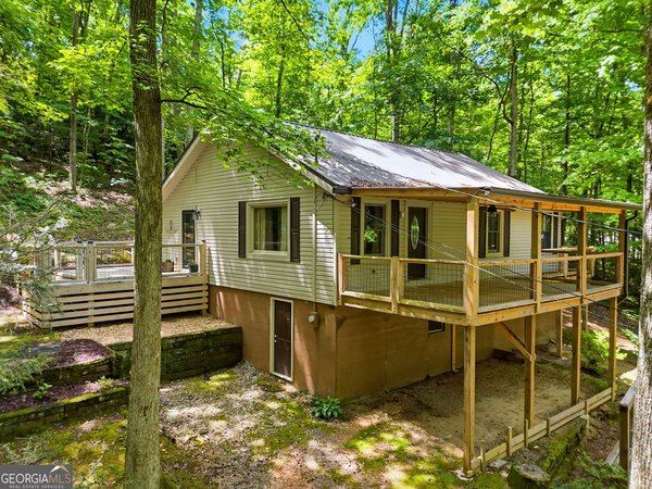 629 Goose Island Road, Cherry Log