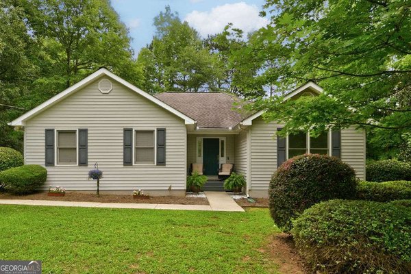 140 Wendy Lane, Athens