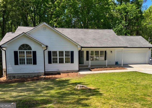 5027 Fitts Drive, Roswell