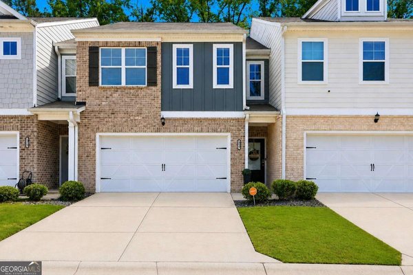 1812 Fabian Way, Austell