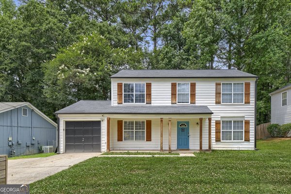 2203 Victoria Place Lithonia