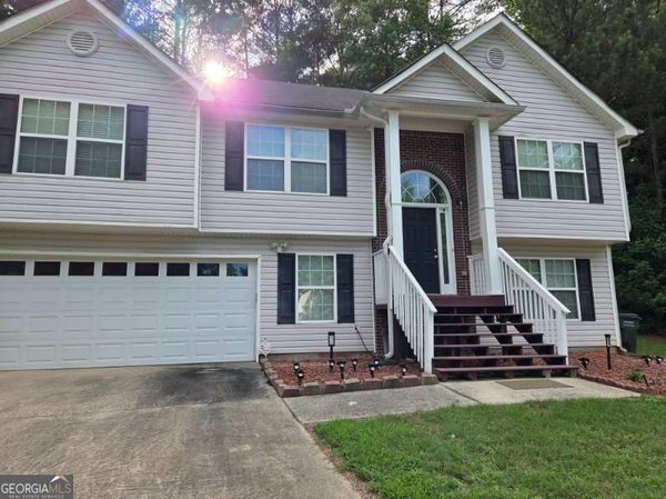 3975 Crestwater Lane, Snellville