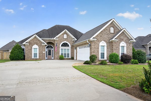 203 Pembroke Point Centerville