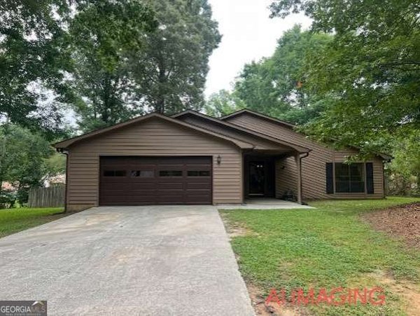 415 Hickory Fork, College Park