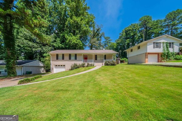1518 Pine Glen Circle, Decatur