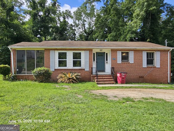 989 Curry Place, Macon