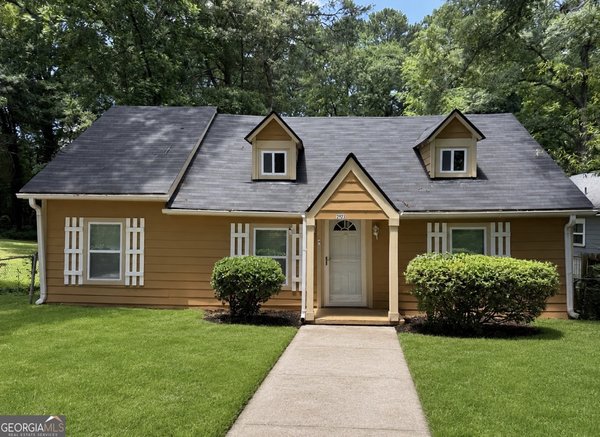 main picture of 2523 Hood Avenue, Atlanta