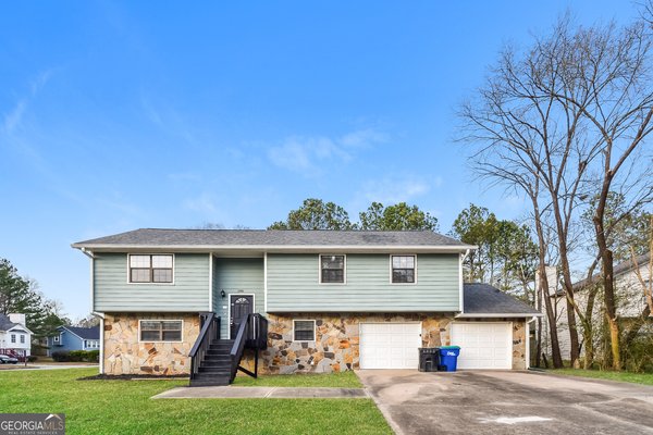 300 Renee Dawn Court, Riverdale