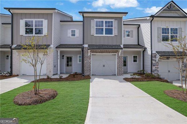 318 Heron Street Ball Ground