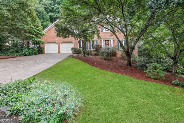 2405 Woodbridge Drive, Marietta