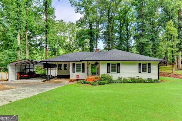 307 Pine Circle, Monroe