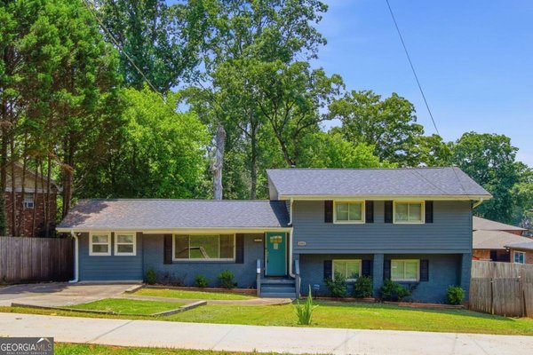 2241 Colleen Court, Decatur