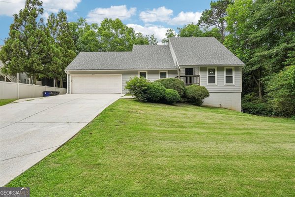 6921 Fairways Drive, Douglasville