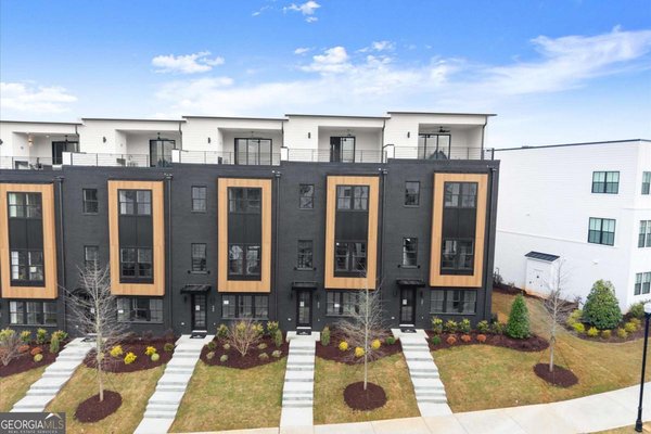 443 Mezzo Lane, Alpharetta