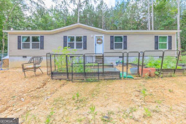 200 Wallaceville Cemeter Road Chickamauga