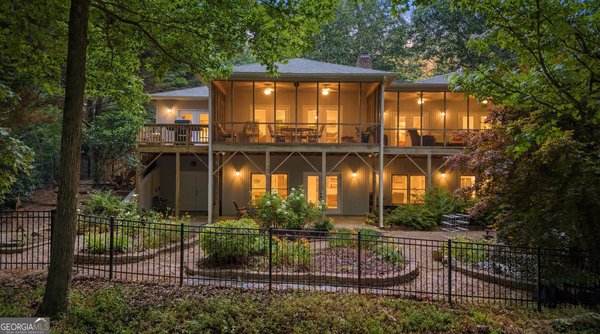 440 Tahoe Trail, Martin