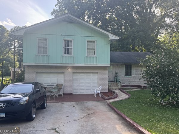 365 Shelton Woods Court, Stone Mountain