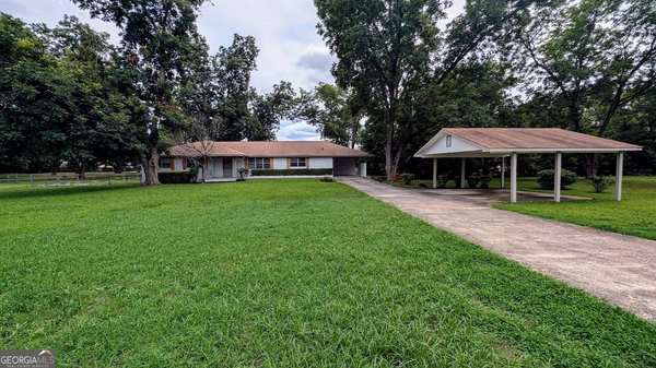 102 David Terrace Centerville