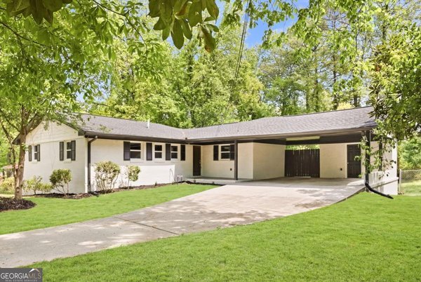 7170 Linda Drive Lithia Springs