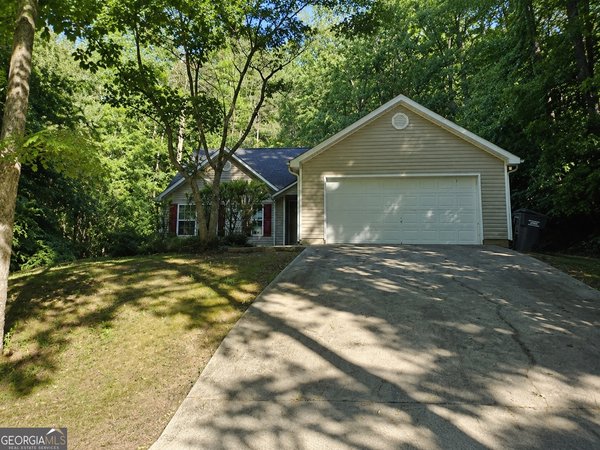 300 Lakeside Drive, Covington