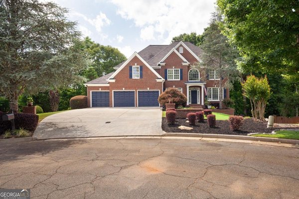 907 Gold Ridge Court, Canton