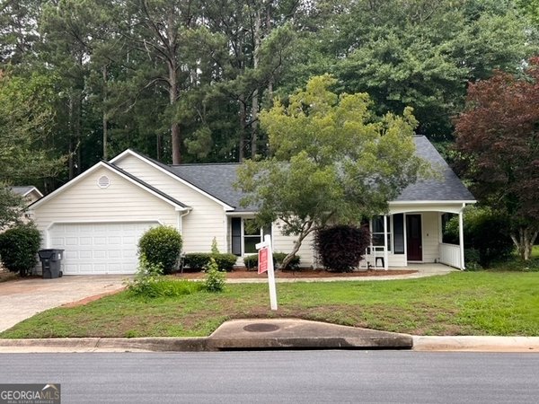 112 Glendale Drive, Peachtree City