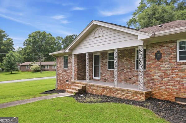 4045 Compton Circle, Powder Springs