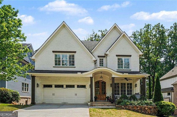 2672 Valvedere Drive Brookhaven