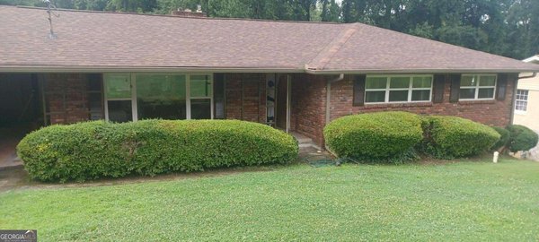 main picture of 3860 King Arthur Road, Atlanta