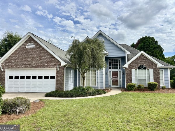 207 Pebblebrook E, Warner Robins