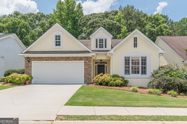 180 Innisbrook Way Fayetteville