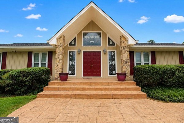1464 Lakeview Road Grayson