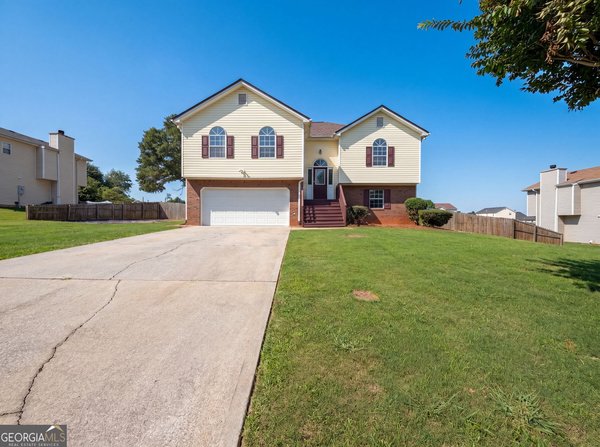 5355 Queen Ester Court, Ellenwood