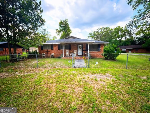 314 Durrence Street, Glennville