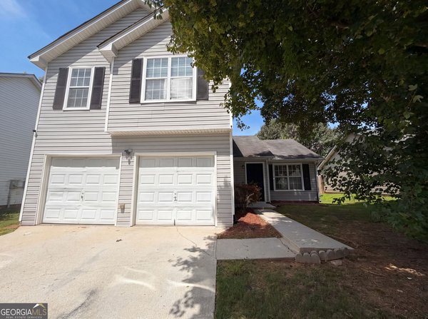 3045 Stonebridge Creek Drive Lithonia