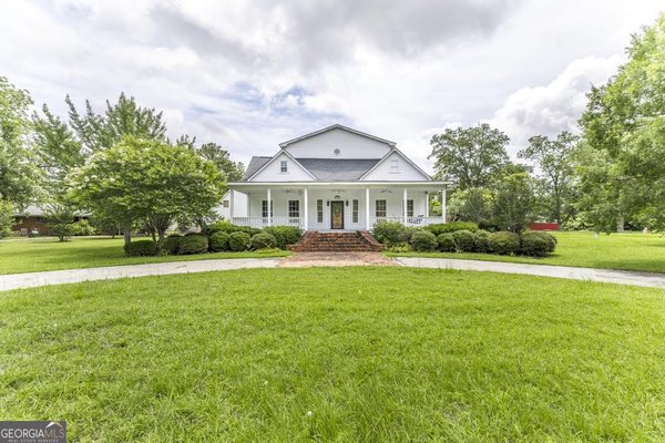 224 Oak Avenue, Pinehurst