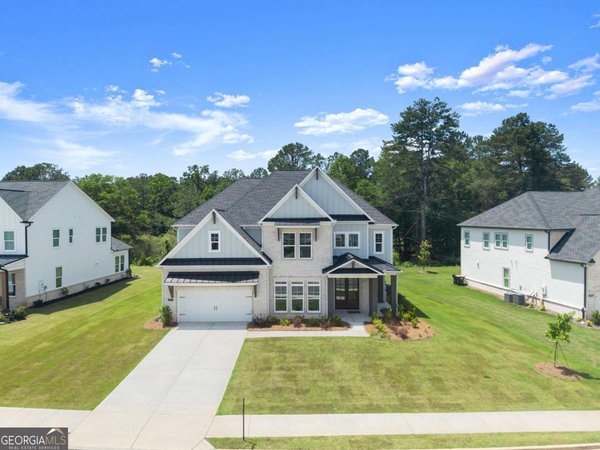 main picture of 6470 Pond View Drive, Cumming