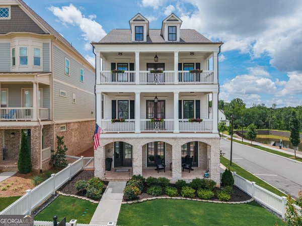 605 Club Drive, Woodstock