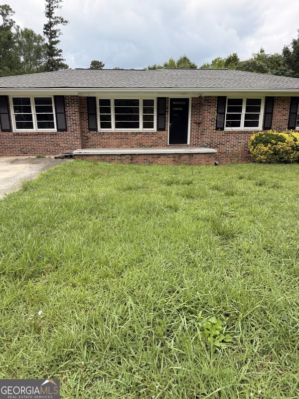 9182 Flat Shoals Road Covington