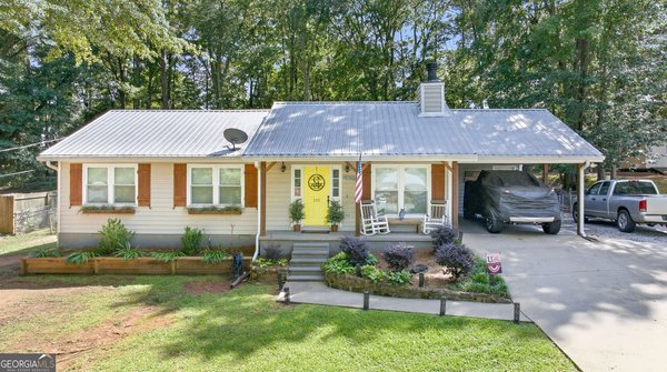 115 V F W Drive, Watkinsville
