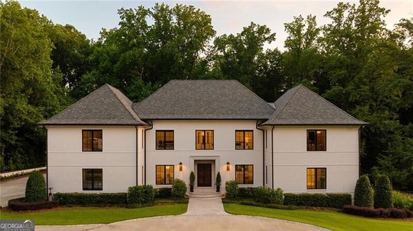 main picture of 5260 Long Island Drive, Atlanta