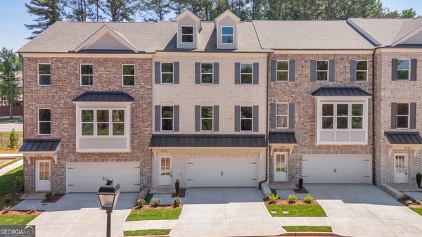 2743 Hallwood Lane Suwanee