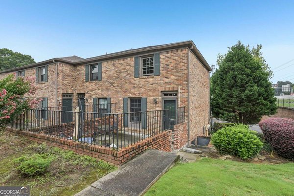 3071 Colonial Way, Atlanta