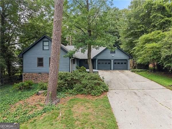 4674 Sharon Valley Court, Atlanta