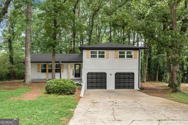 3137 Chapel Circle Decatur